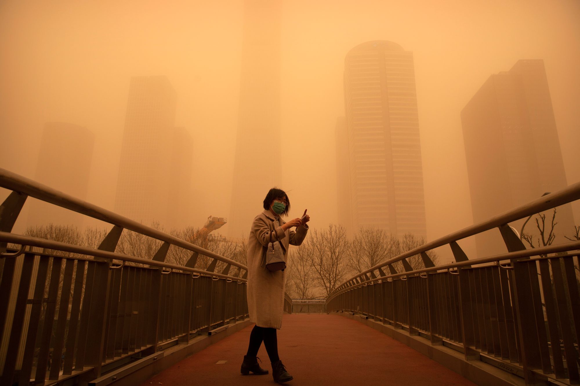 Därför drabbas Peking av sandstormar
